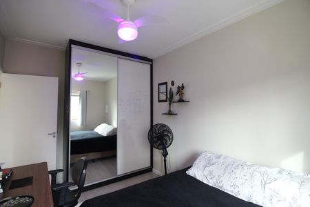 Casa à venda com 200m², 3 quartos e 2 vagasQuarto 2