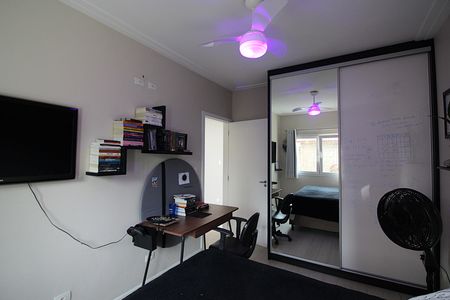 Casa à venda com 200m², 3 quartos e 2 vagasQuarto 2