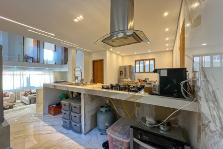 Casa à venda com 230m², 5 quartos e 3 vagas Casa à venda com 230m², 5 quartos e 3 vagasCozinha 1