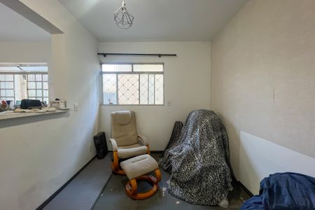 Casa à venda com 230m², 5 quartos e 3 vagas Casa à venda com 230m², 5 quartos e 3 vagasSala 2