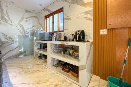 Casa à venda com 230m², 5 quartos e 3 vagas Casa à venda com 230m², 5 quartos e 3 vagasCozinha 1