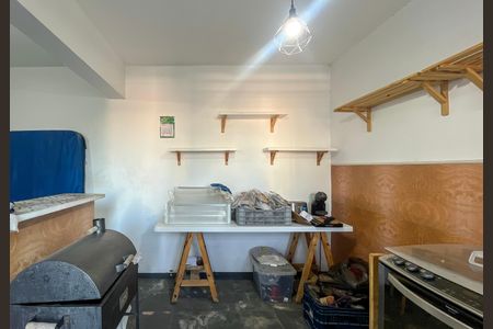 Casa à venda com 230m², 5 quartos e 3 vagas Casa à venda com 230m², 5 quartos e 3 vagasCozinha 2
