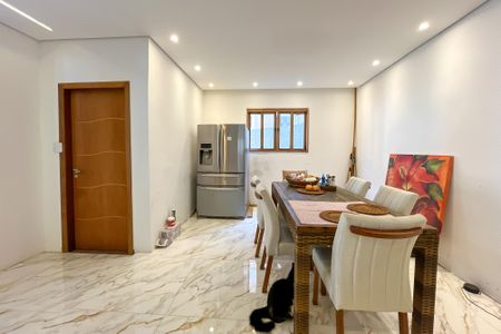 Casa à venda com 230m², 5 quartos e 3 vagas Casa à venda com 230m², 5 quartos e 3 vagasCozinha 1