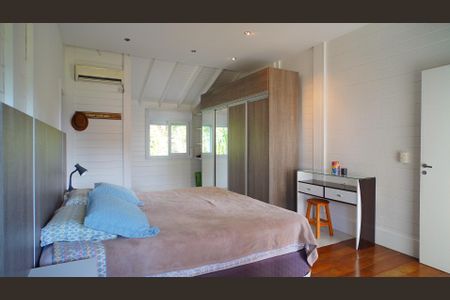 Casa de condomínio para alugar com 359m², 3 quartos e 2 vagasQuarto suíte