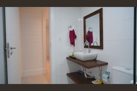 Casa de condomínio para alugar com 359m², 3 quartos e 2 vagasQuarto 1