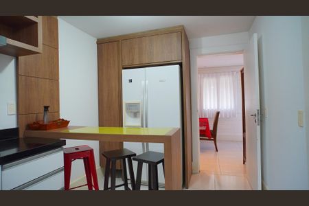 Casa de condomínio para alugar com 359m², 3 quartos e 2 vagasCozinha