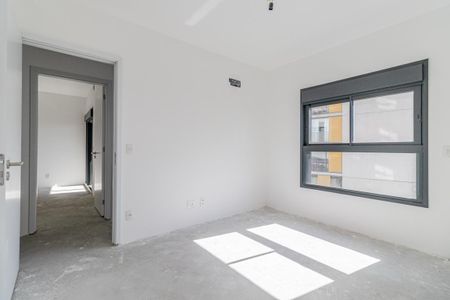 Apartamento à venda com 195m², 4 quartos e 3 vagasQuarto 2