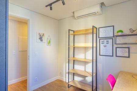 Apartamento à venda com 103m², 3 quartos e 2 vagas Apartamento à venda com 103m², 3 quartos e 2 vagasEscritório