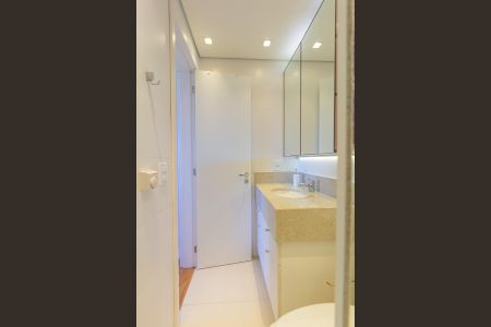 Apartamento à venda com 103m², 3 quartos e 2 vagas Apartamento à venda com 103m², 3 quartos e 2 vagasBanheiro da Suíte 2