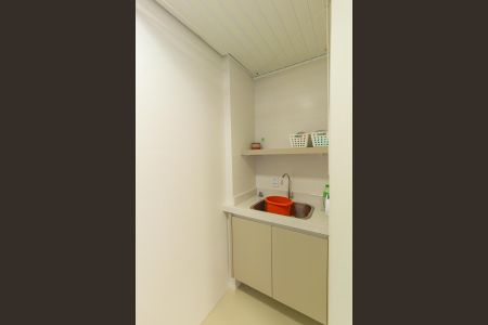 Apartamento à venda com 103m², 3 quartos e 2 vagas Apartamento à venda com 103m², 3 quartos e 2 vagasÁrea de Serviço