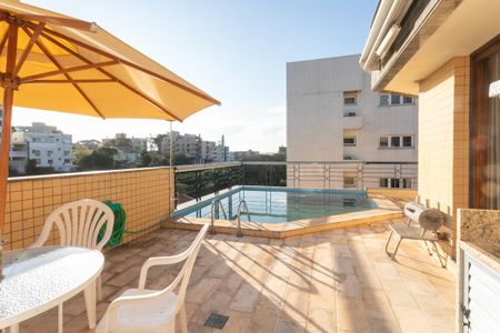 Apartamento à venda com 330m², 3 quartos e 3 vagasÁrea externa