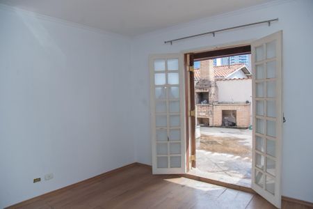 Casa para alugar com 170m², 2 quartos e 2 vagasQuarto 2 - Suíte