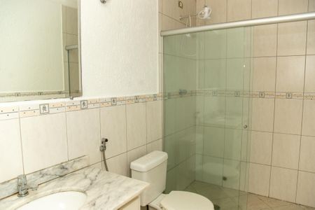 Casa para alugar com 170m², 2 quartos e 2 vagasBanheiro da Suíte 2