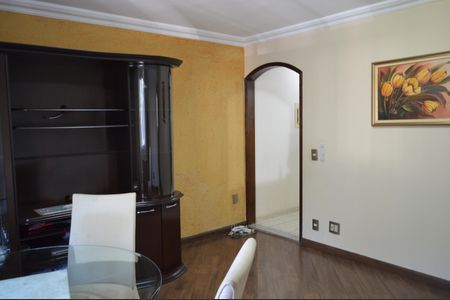 Apartamento à venda com 85m², 3 quartos e 1 vagaSala