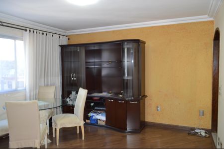 Apartamento à venda com 85m², 3 quartos e 1 vagaSala