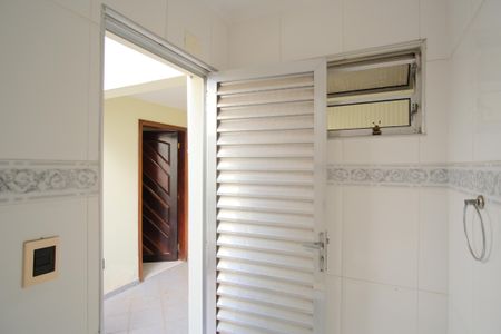 Casa à venda com 207m², 5 quartos e 1 vagaBanheiro de serviço