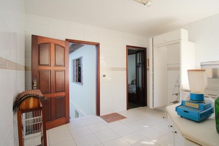 Casa à venda com 207m², 5 quartos e 1 vagaCozinha
