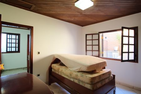 Casa à venda com 207m², 5 quartos e 1 vagaQuarto 2