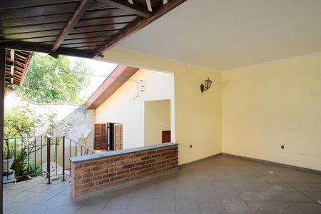 Casa à venda com 207m², 5 quartos e 1 vagaGaragem