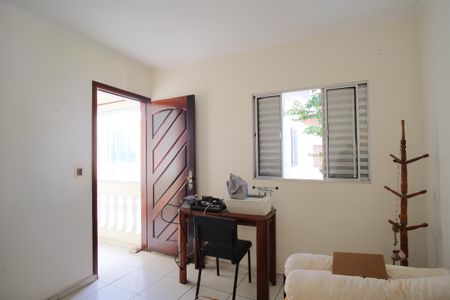 Casa à venda com 207m², 5 quartos e 1 vagaQuarto de Serviço