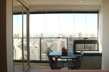 Studio para alugar com 28m², 1 quarto e sem vagaVaranda