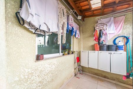 Apartamento à venda com 38m², 2 quartos e 1 vaga Apartamento à venda com 38m², 2 quartos e 1 vagaÁrea de Serviço