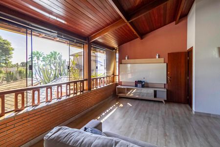 Casa à venda com 1000m², 4 quartos e 11 vagas Casa à venda com 1000m², 4 quartos e 11 vagasSala 3