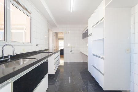 Apartamento à venda com 134m², 3 quartos e 2 vagasCozinha