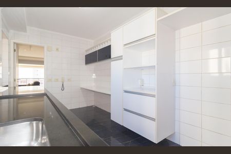 Apartamento à venda com 134m², 3 quartos e 2 vagasCozinha