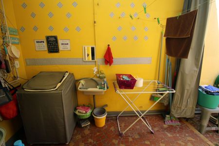 Casa à venda com 111m², 2 quartos e 2 vagasÁrea de Serviço