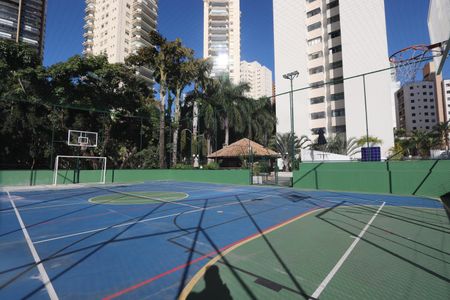 Apartamento à venda com 70m², 2 quartos e 2 vagasÁrea comum - Quadra