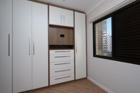 Apartamento à venda com 70m², 2 quartos e 2 vagasSuíte