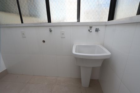 Apartamento à venda com 70m², 2 quartos e 2 vagasLavanderia