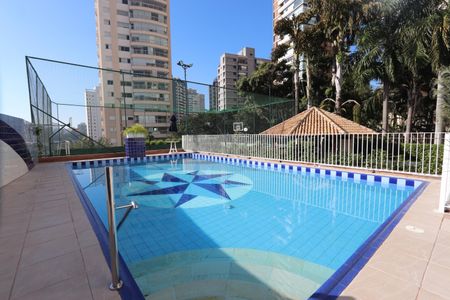 Apartamento à venda com 70m², 2 quartos e 2 vagasÁrea comum - Piscina