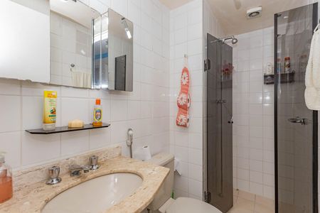 Apartamento à venda com 73m², 3 quartos e 2 vagasBanheiro