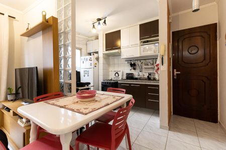 Apartamento à venda com 55m², 2 quartos e 1 vagaCozinha