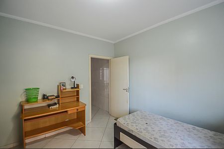 Casa à venda com 236m², 3 quartos e 2 vagasQuarto 2