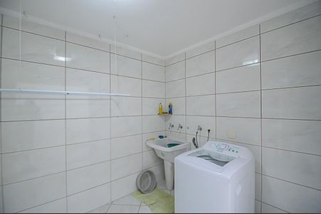 Casa à venda com 236m², 3 quartos e 2 vagasÁrea de Serviço