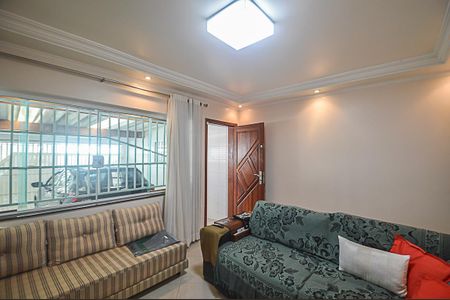 Casa à venda com 236m², 3 quartos e 2 vagasSala