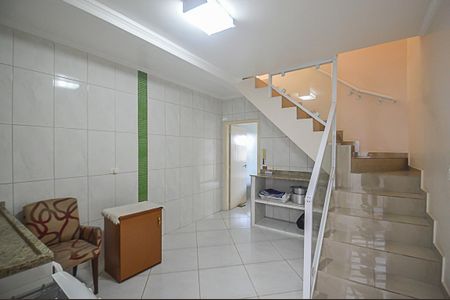 Casa à venda com 236m², 3 quartos e 2 vagasCozinha 2