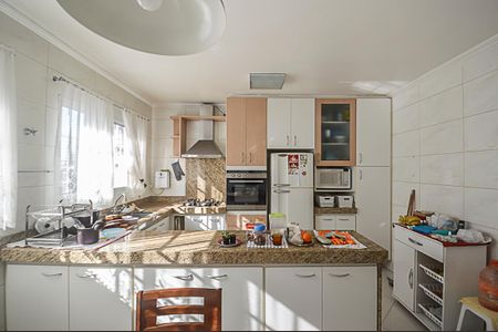 Casa à venda com 236m², 3 quartos e 2 vagasCozinha