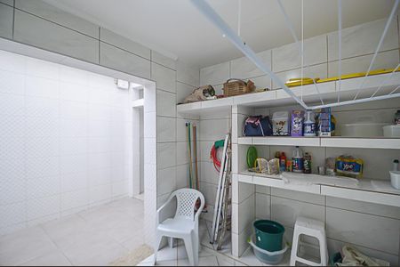 Casa à venda com 236m², 3 quartos e 2 vagasÁrea de Serviço