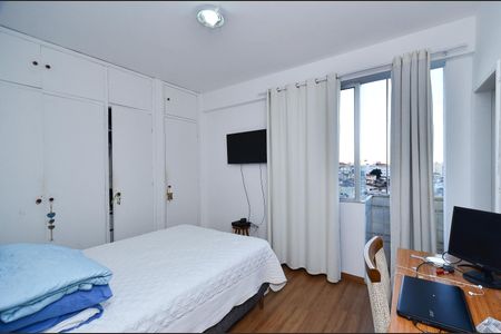 Apartamento à venda com 100m², 3 quartos e 1 vaga Apartamento à venda com 100m², 3 quartos e 1 vagaSuite