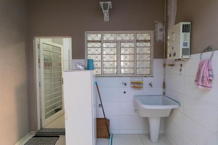 Casa à venda com 185m², 3 quartos e 4 vagas Casa à venda com 185m², 3 quartos e 4 vagasÁrea de Serviço