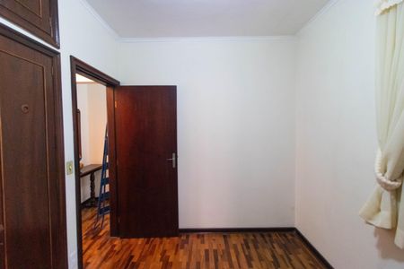 Casa à venda com 185m², 3 quartos e 4 vagas Casa à venda com 185m², 3 quartos e 4 vagasQuarto 02