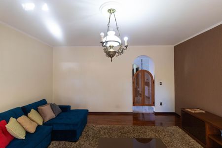 Casa à venda com 185m², 3 quartos e 4 vagas Casa à venda com 185m², 3 quartos e 4 vagasSala