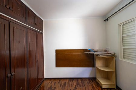 Casa à venda com 185m², 3 quartos e 4 vagas Casa à venda com 185m², 3 quartos e 4 vagasQuarto 01