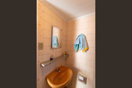 Casa à venda com 185m², 3 quartos e 4 vagas Casa à venda com 185m², 3 quartos e 4 vagasCasa 02 - Banheiro