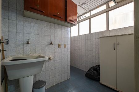 Apartamento para alugar com 144m², 3 quartos e 1 vaga Apartamento para alugar com 144m², 3 quartos e 1 vagaÁrea de Serviço