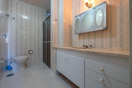 Apartamento para alugar com 144m², 3 quartos e 1 vaga Apartamento para alugar com 144m², 3 quartos e 1 vagaBanheiro